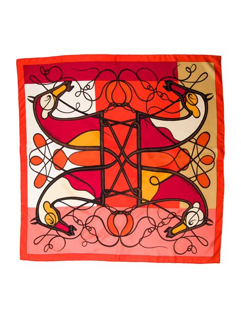 coup de fouet hermes|Scarf of the moment: Coup de Fouet au Bloc.